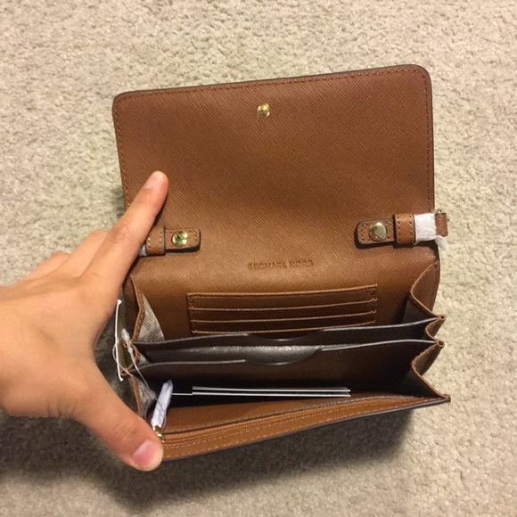 Michael Kors jet set crossbody bag - Picture 2 of 8